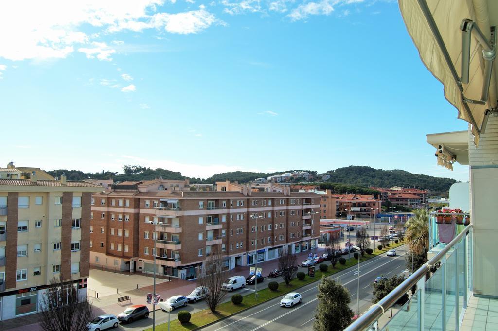 Apartamento Apartamento Ainara Garden Family Lloret de Mar Exterior foto