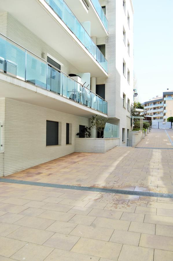 Apartamento Apartamento Ainara Garden Family Lloret de Mar Exterior foto